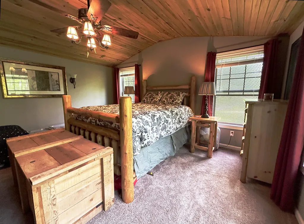 1180 Raccoon Creek Road Mckee KY 40447