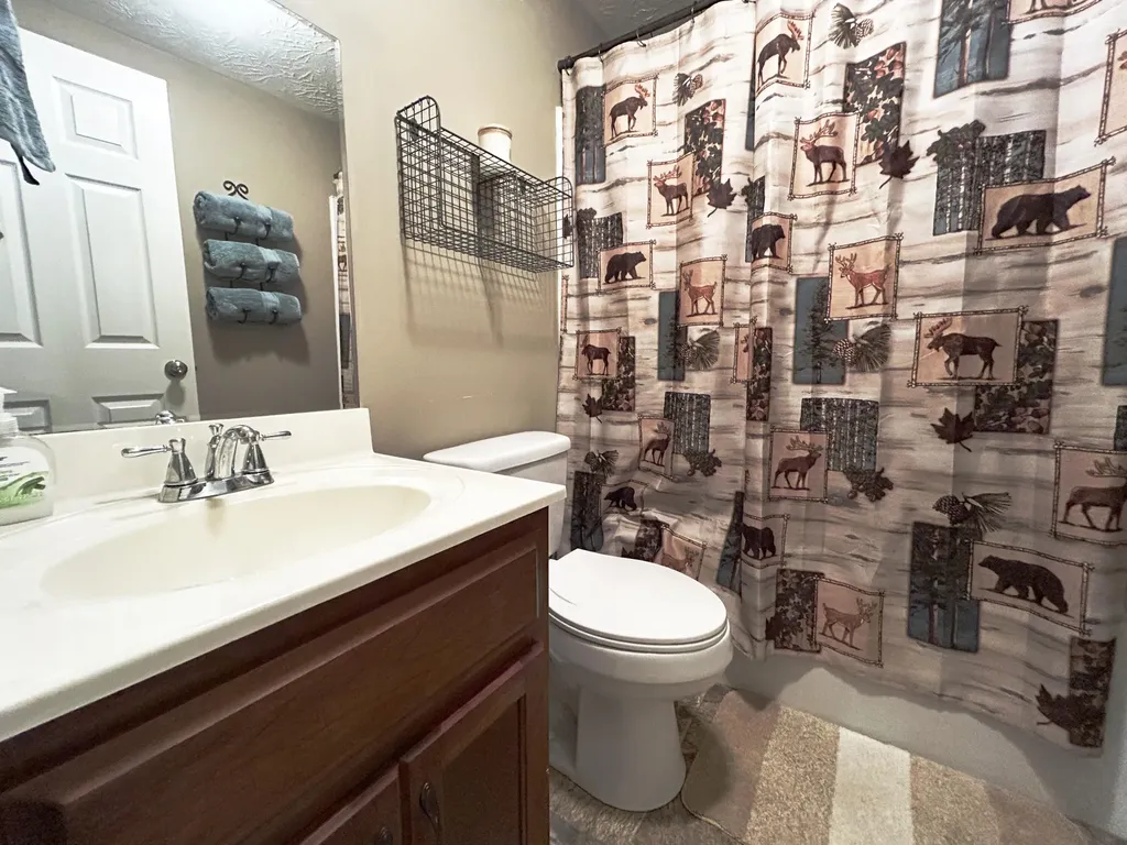 1180 Raccoon Creek Road Mckee KY 40447