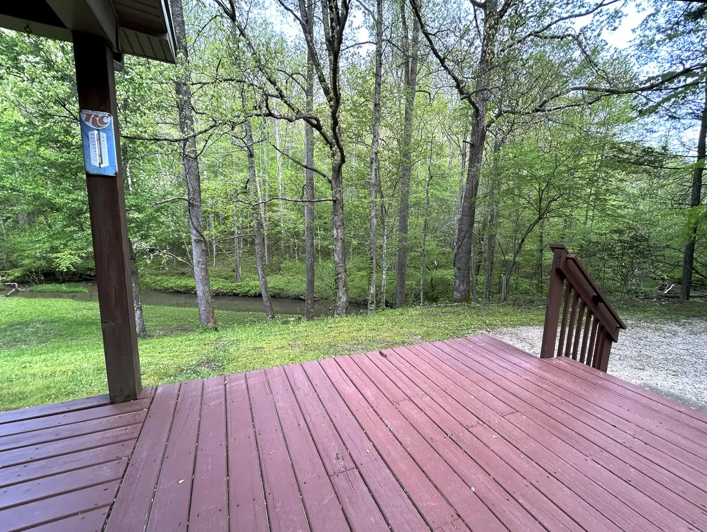 1180 Raccoon Creek Road Mckee KY 40447