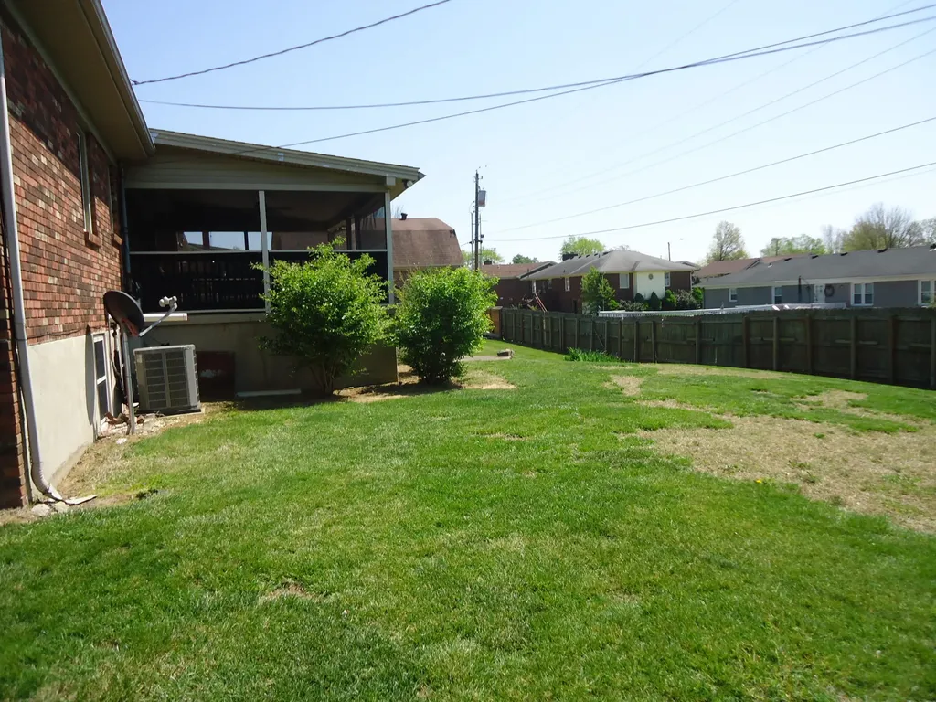106 Pine Hill Drive Lancaster KY 40444