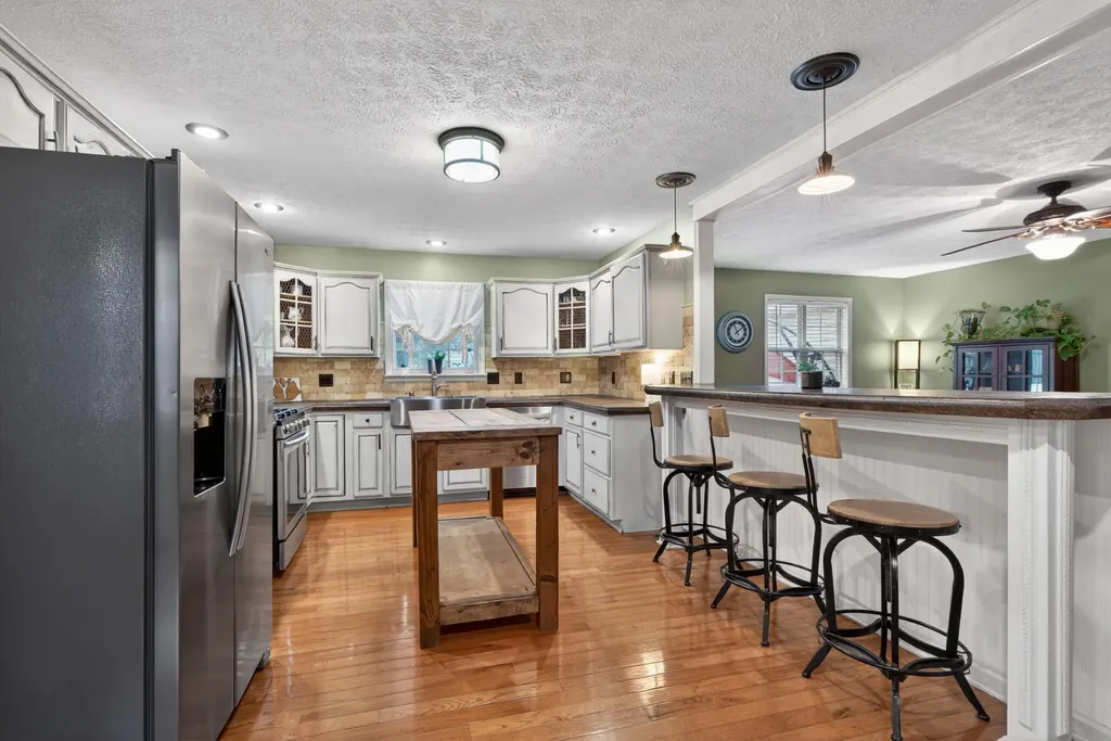 126 Sturbridge Drive Georgetown KY 40324
