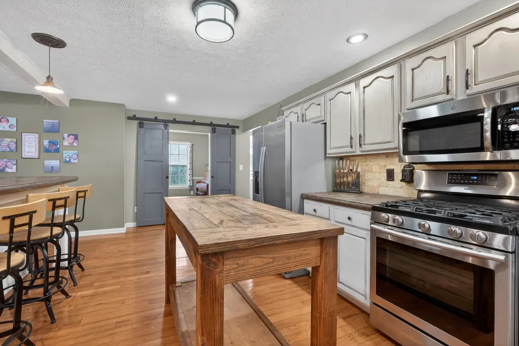 126 Sturbridge Drive Georgetown KY 40324