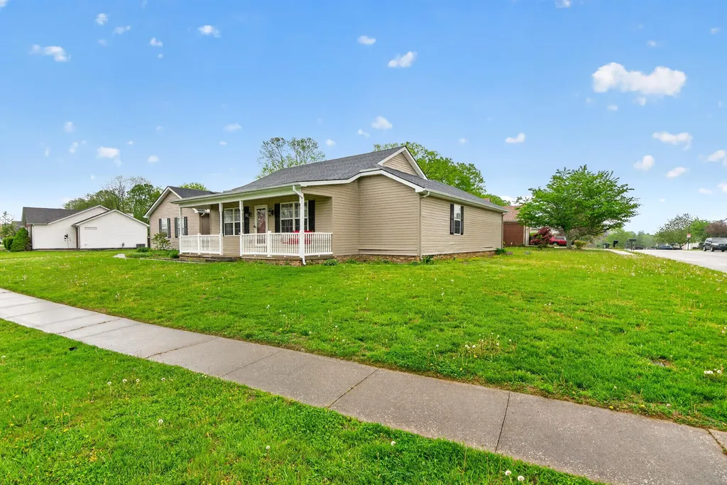 126 Sturbridge Drive Georgetown KY 40324