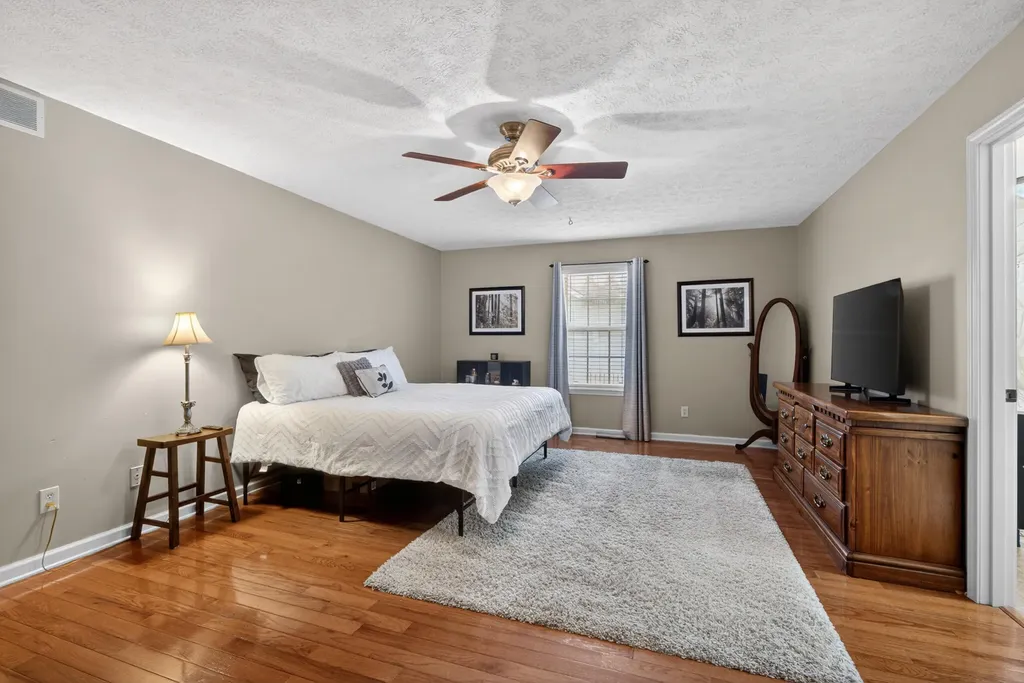 126 Sturbridge Drive Georgetown KY 40324