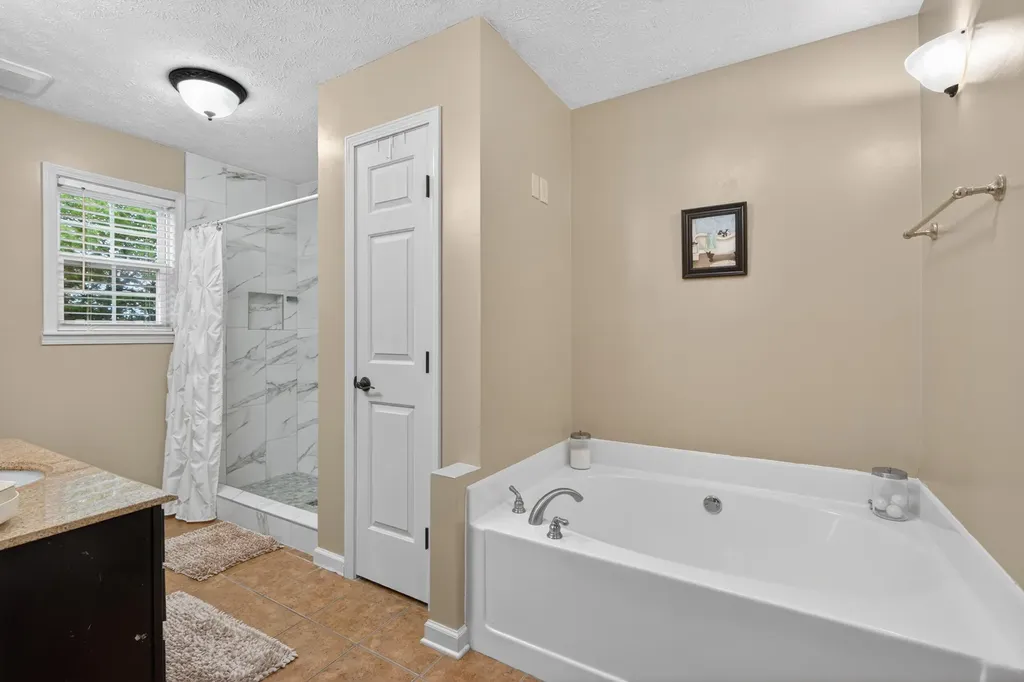 126 Sturbridge Drive Georgetown KY 40324