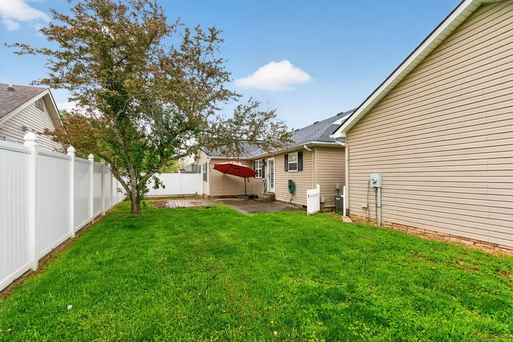 126 Sturbridge Drive Georgetown KY 40324