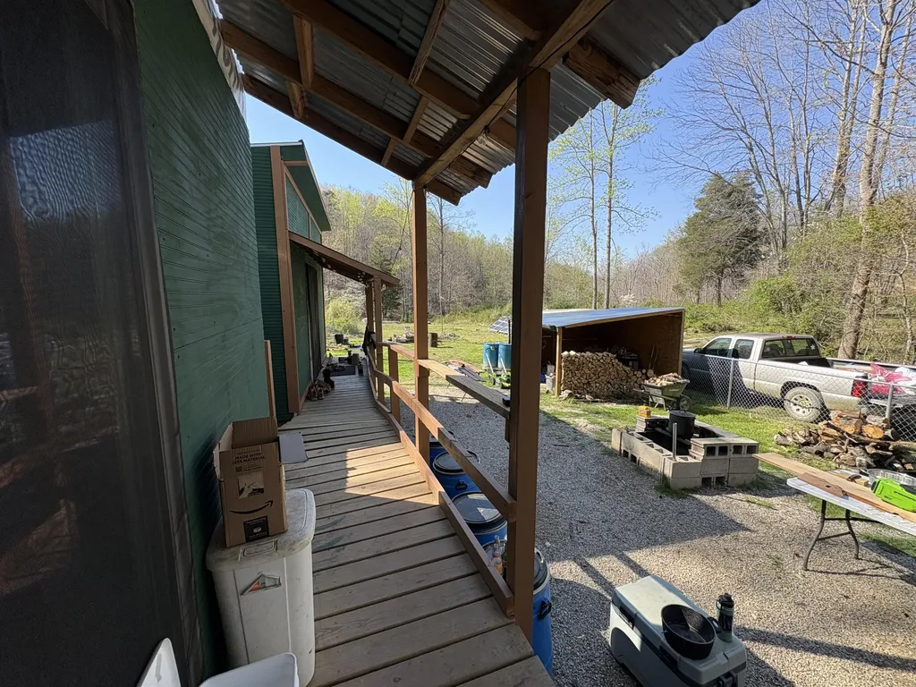 1199 Rawlings Road Manchester KY 40962