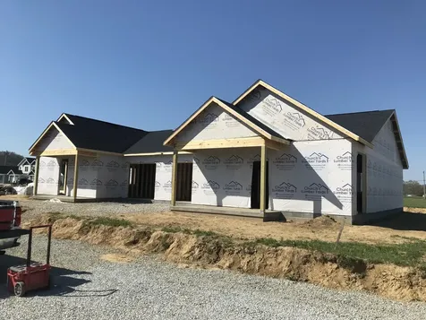 302 Bluegrass Way Grayson KY 41143