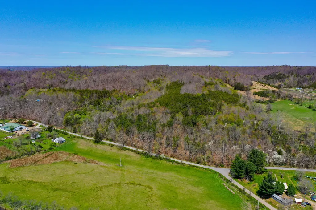 968 Taylor School Road London KY 40741
