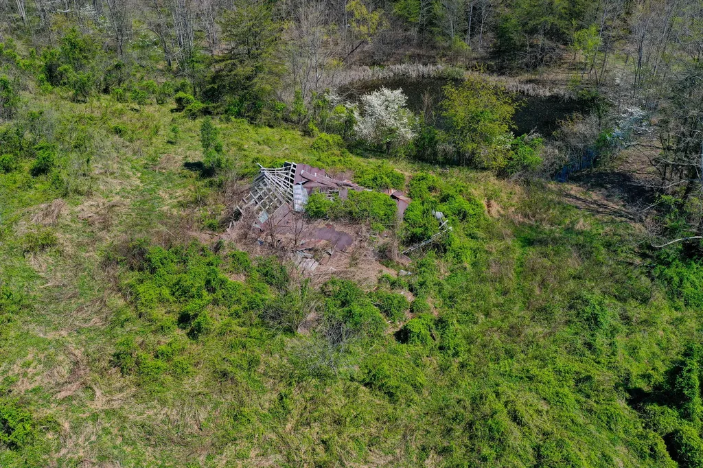 968 Taylor School Road London KY 40741