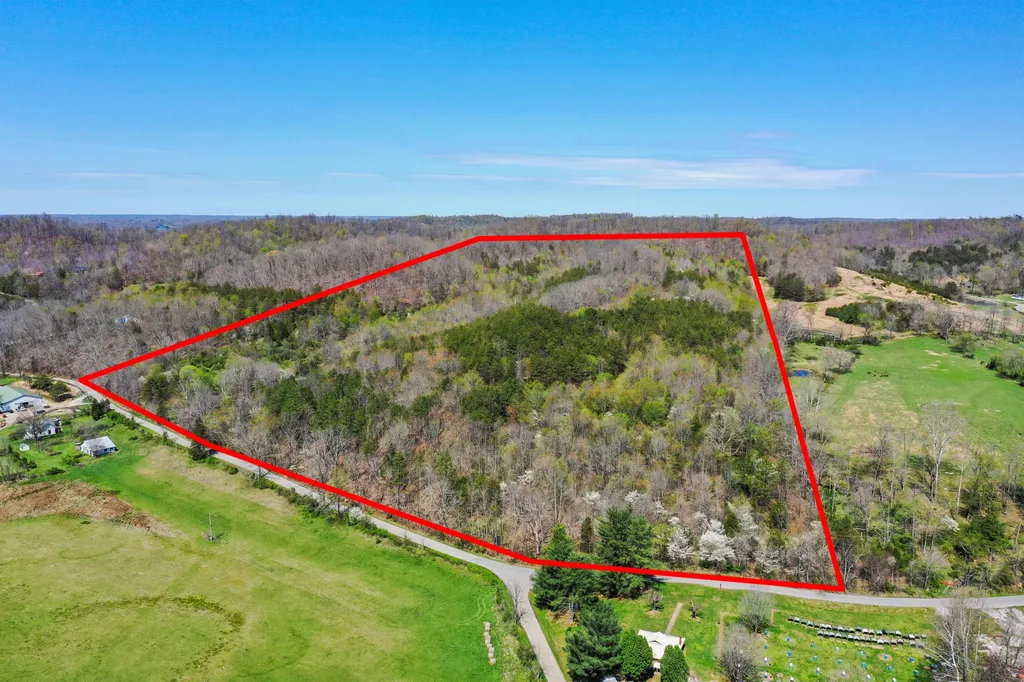 968 Taylor School Road London KY 40741
