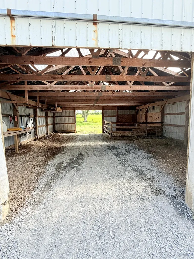 582 Hutchison Road Paris KY 40361
