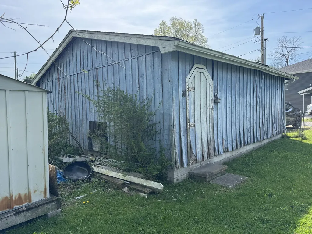 305 Hamlin Avenue Corbin KY 40701