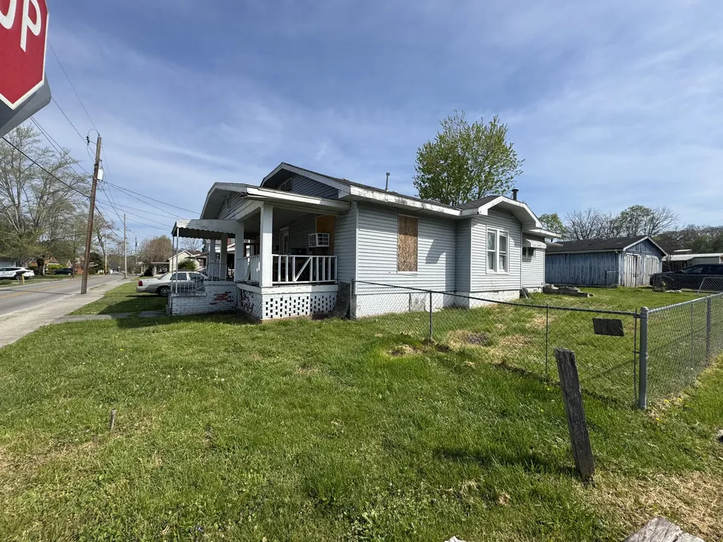 305 Hamlin Avenue Corbin KY 40701