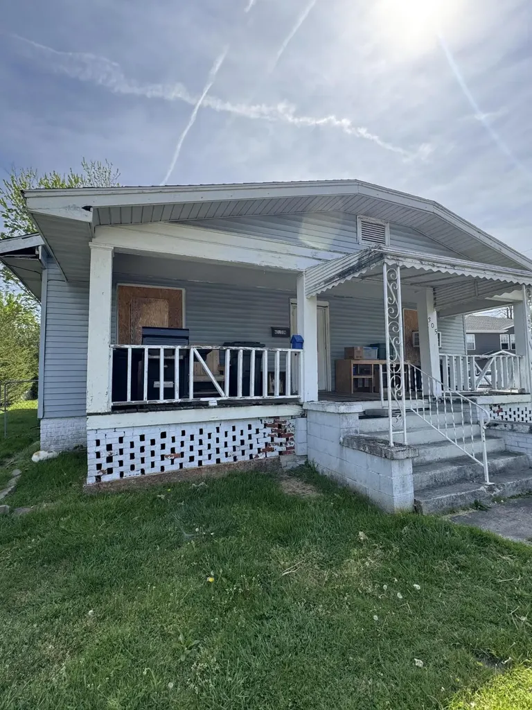 305 Hamlin Avenue Corbin KY 40701