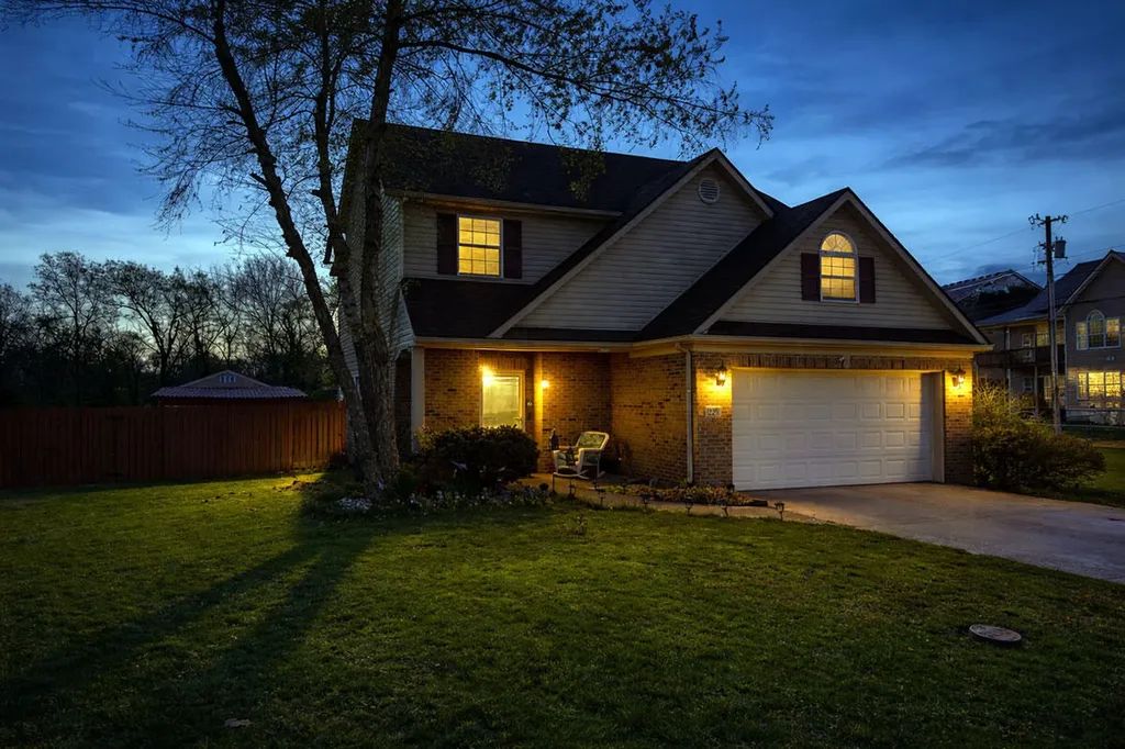 229 Cameron Drive Nicholasville KY 40356