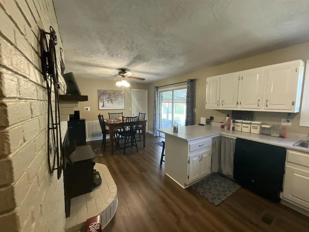 110 Cherry Lane Burnside KY 42519