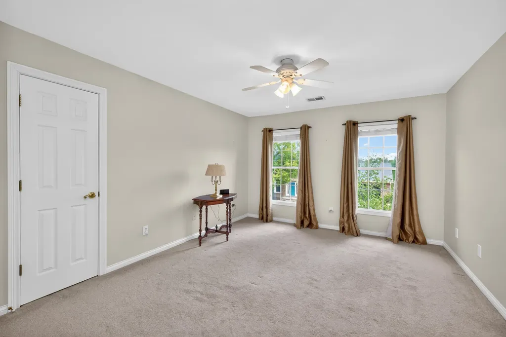 660 Poplar Springs Lane Lexington KY 40515