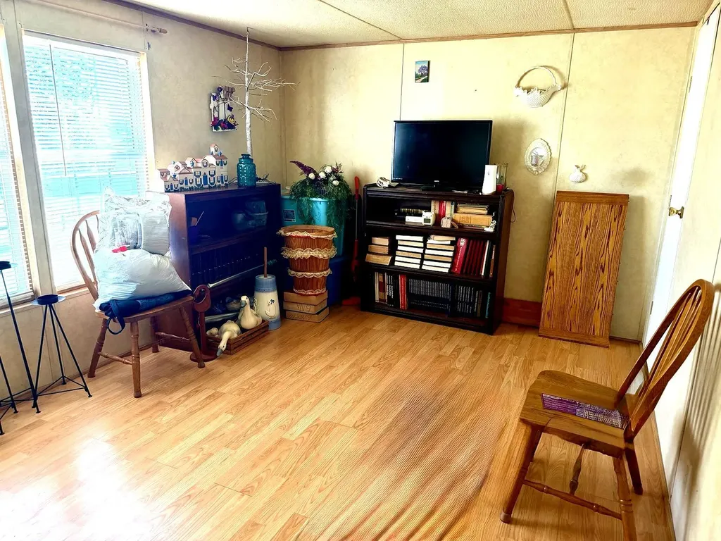 565 Bell Lane Monticello KY 42633