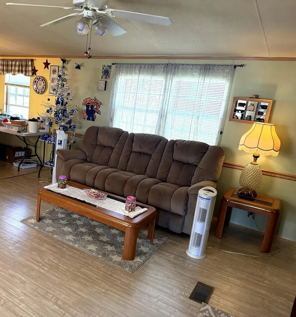 565 Bell Lane Monticello KY 42633