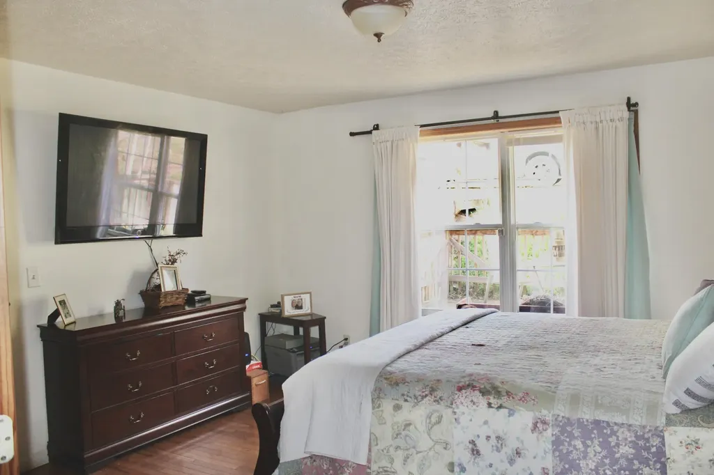 682 Garrad Road Tollesboro KY 41189