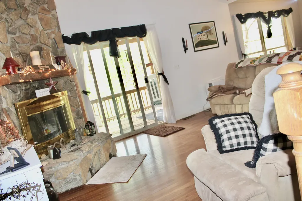 682 Garrad Road Tollesboro KY 41189