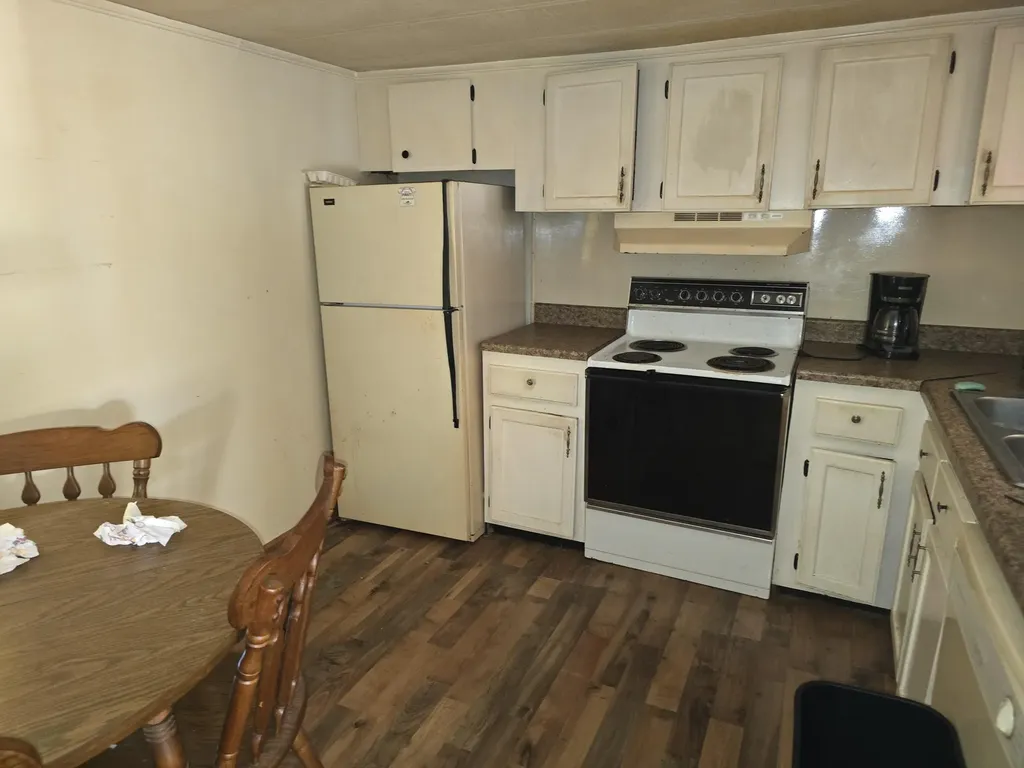 88 Clearview Drive Irvine KY 40336