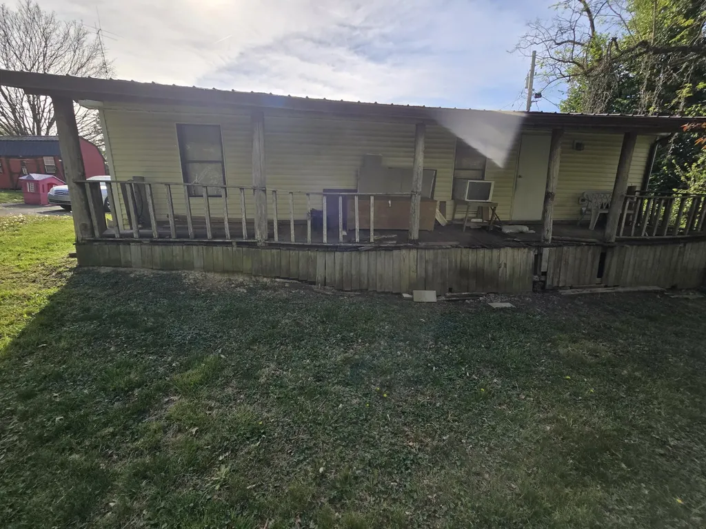 88 Clearview Drive Irvine KY 40336
