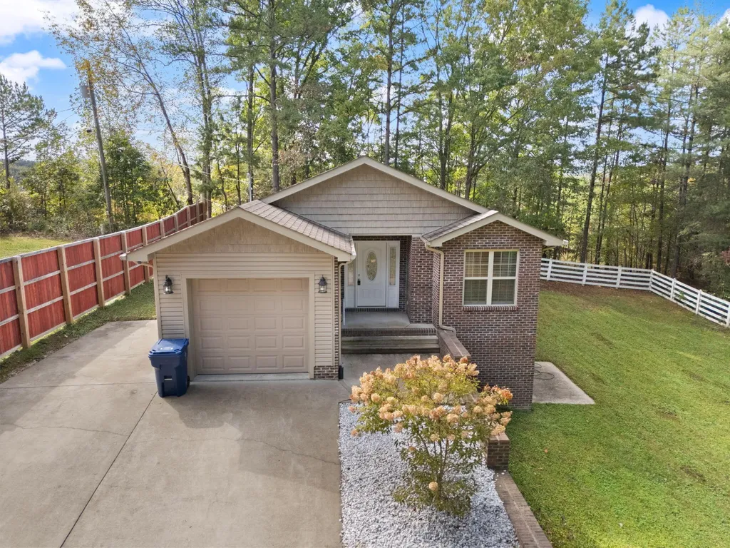 144 Shannon Square Corbin KY 40701