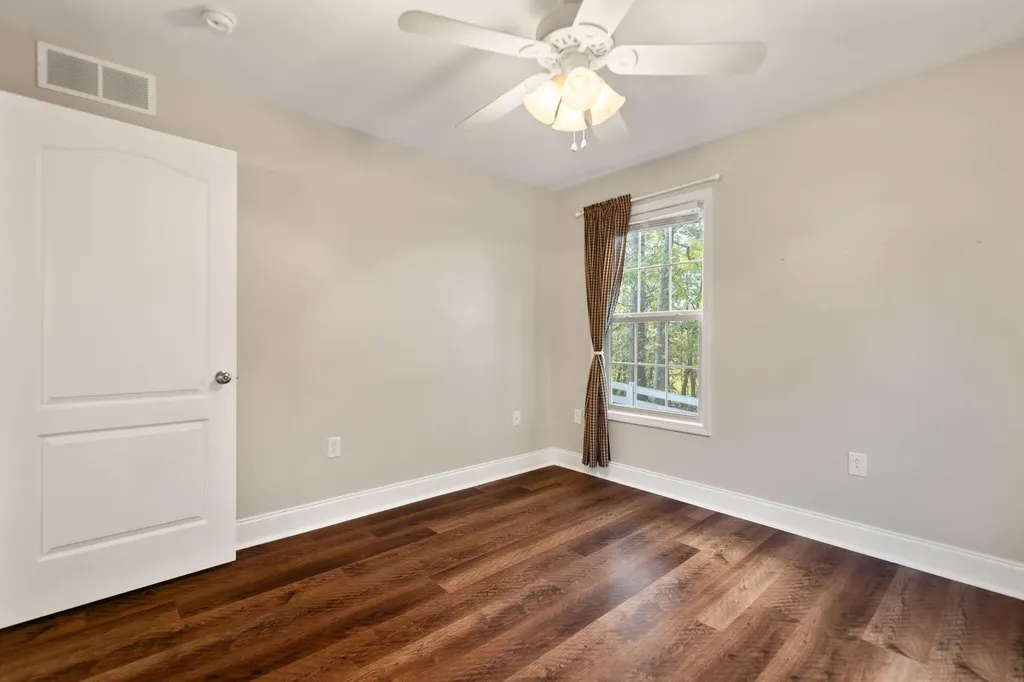 144 Shannon Square Corbin KY 40701