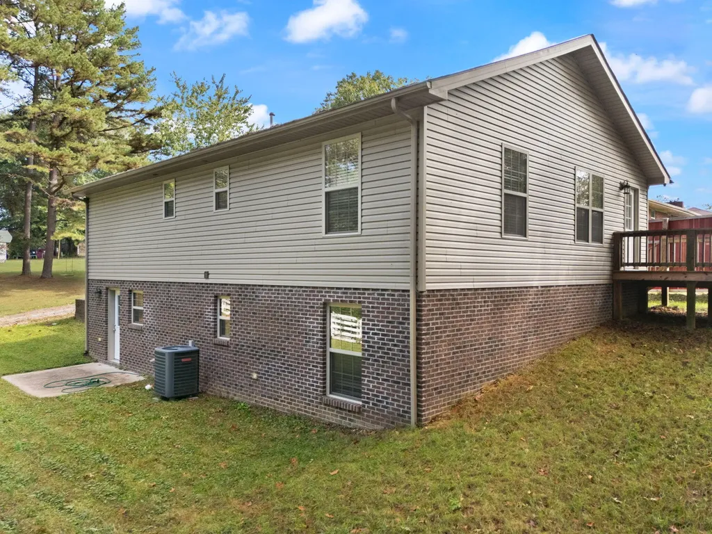 144 Shannon Square Corbin KY 40701