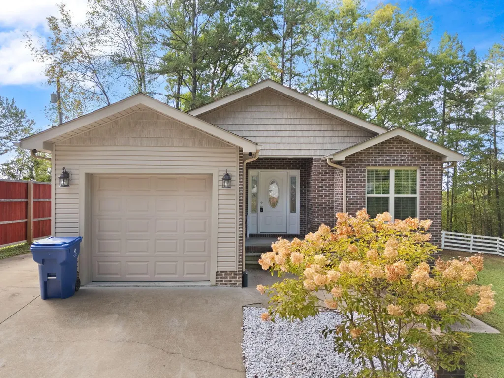 144 Shannon Square Corbin KY 40701