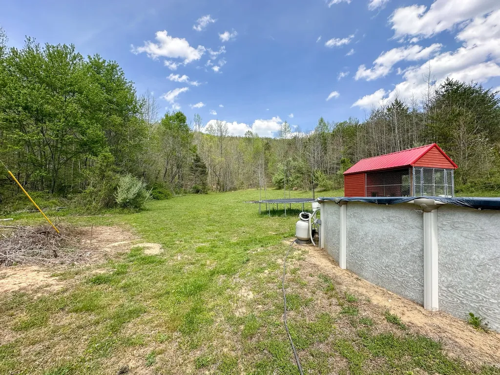 2578 Little Indian Creek Road Woodbine KY 40771