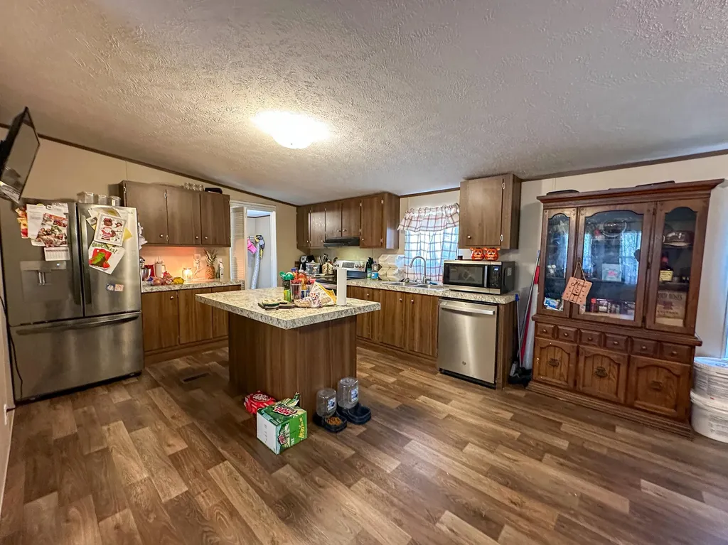 2578 Little Indian Creek Road Woodbine KY 40771