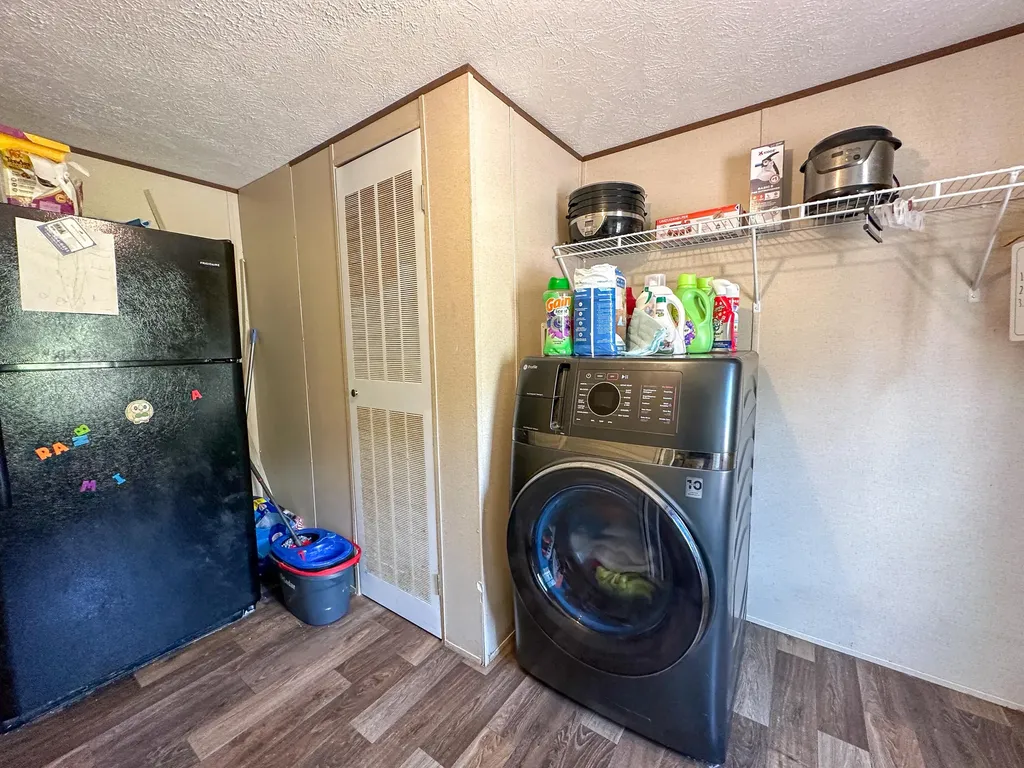 2578 Little Indian Creek Road Woodbine KY 40771