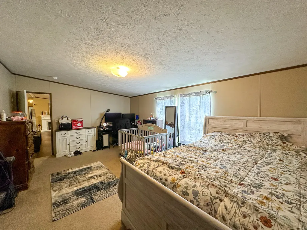 2578 Little Indian Creek Road Woodbine KY 40771