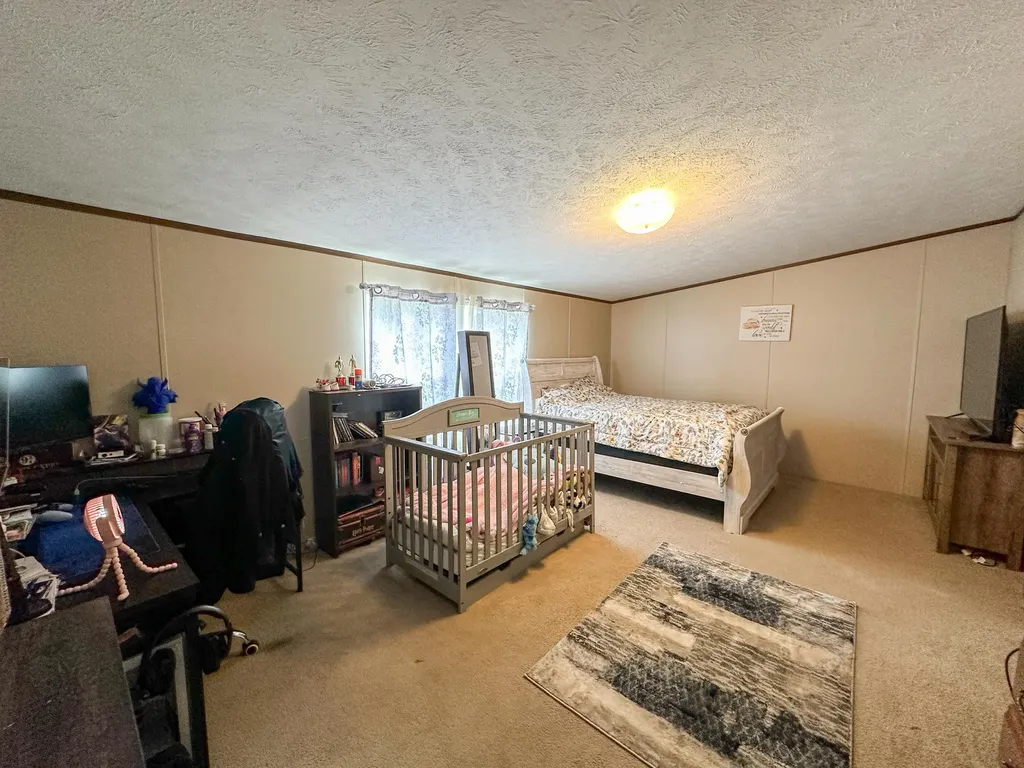 2578 Little Indian Creek Road Woodbine KY 40771