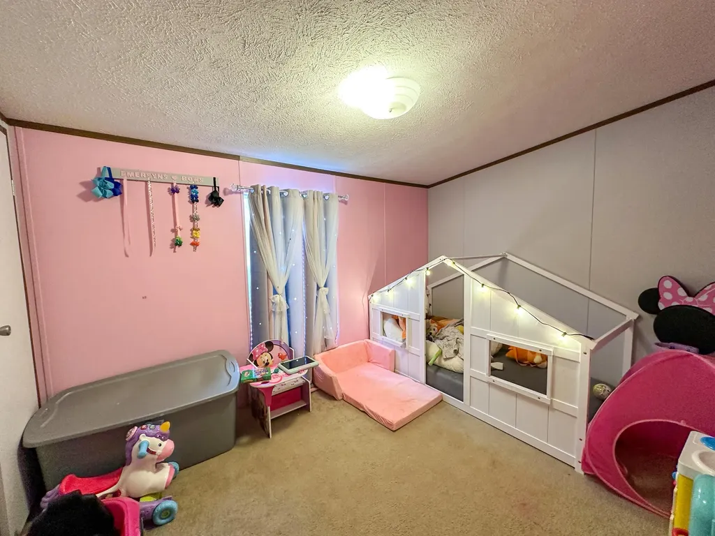 2578 Little Indian Creek Road Woodbine KY 40771
