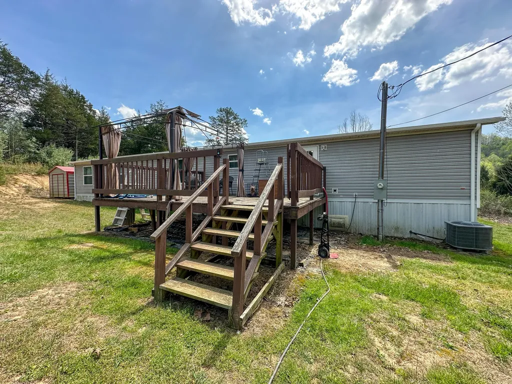 2578 Little Indian Creek Road Woodbine KY 40771