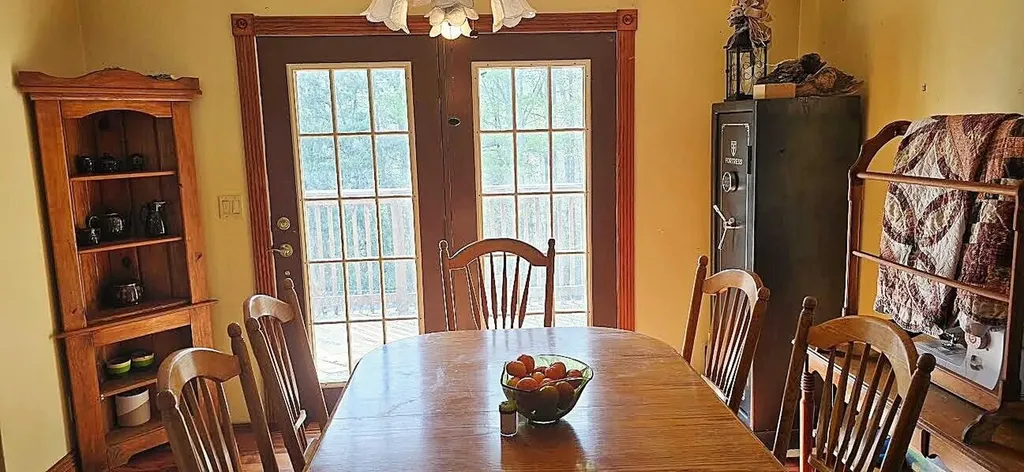 576 Laxton Road Strunk KY 42649