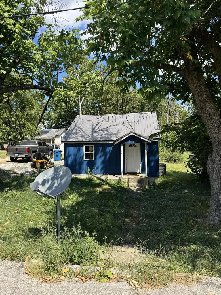 473 Larue Street Harrodsburg KY 40330