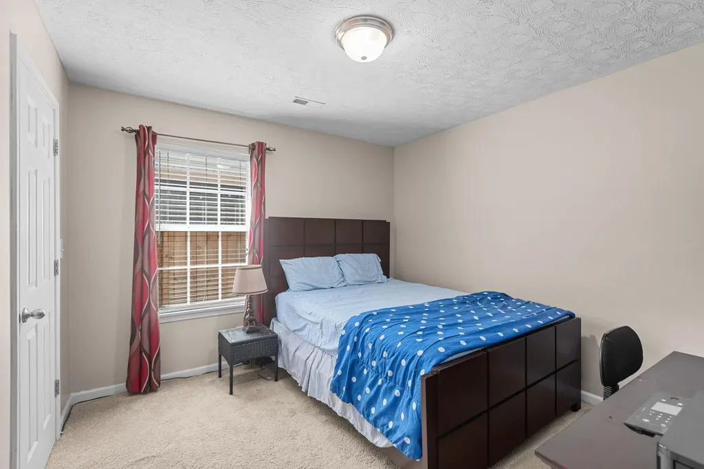 2609 Buck Lane Lexington KY 40511