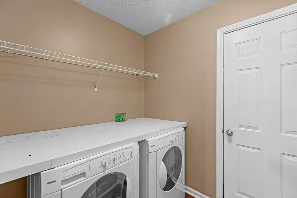 2609 Buck Lane Lexington KY 40511