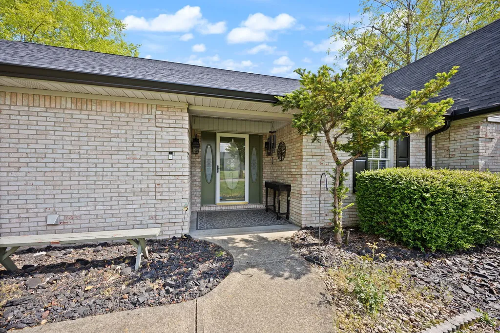 98 Wedgewood Drive Somerset KY 42503