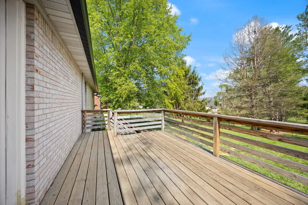98 Wedgewood Drive Somerset KY 42503