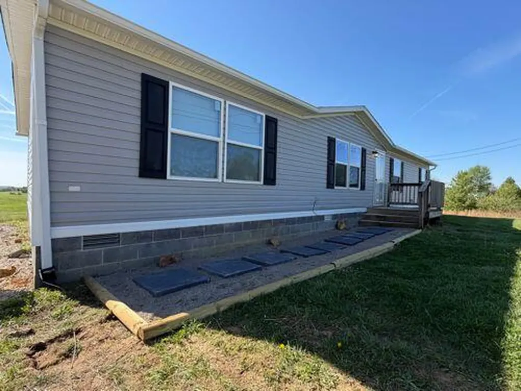 1119 Stanley Allen Drive Vine Grove KY 40175