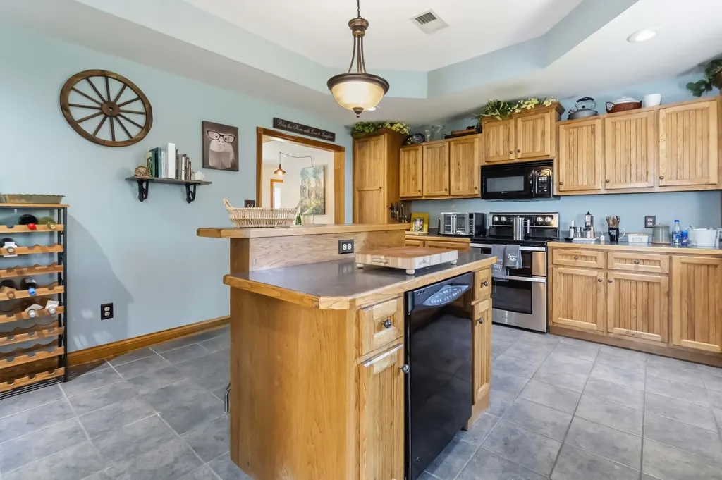 1077 Sims Ridge Road Kings Mountain KY 40442
