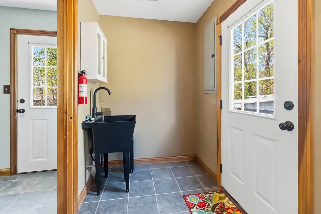 1077 Sims Ridge Road Kings Mountain KY 40442
