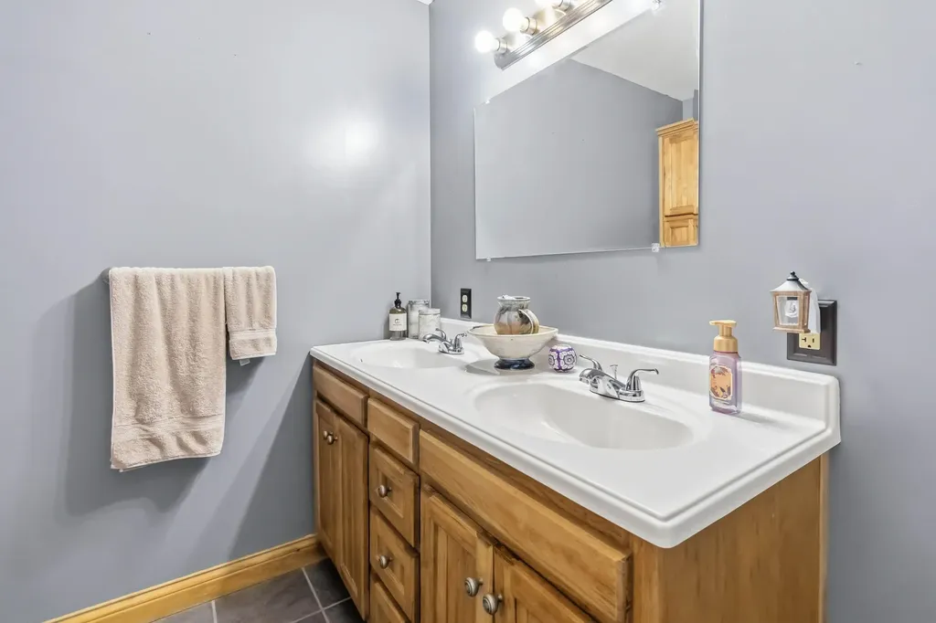 1077 Sims Ridge Road Kings Mountain KY 40442
