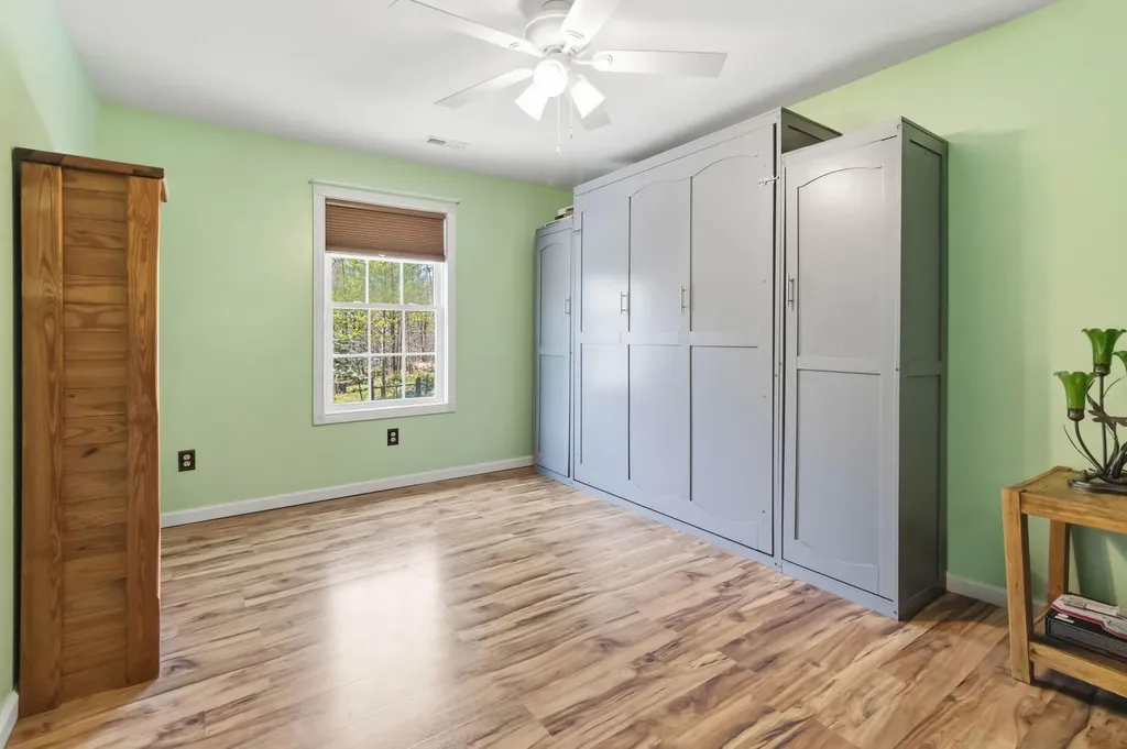 1077 Sims Ridge Road Kings Mountain KY 40442